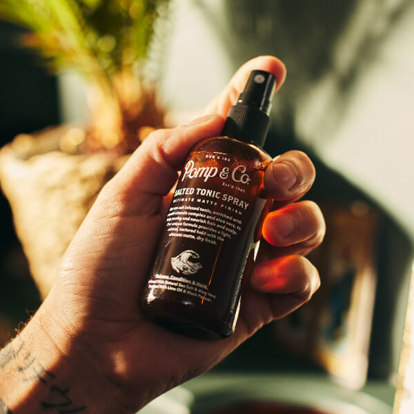 Saltvandsspray fra Pomp & Co. Eksklusiv og unik Saltvandsspray til mænd fra pomp & Co.